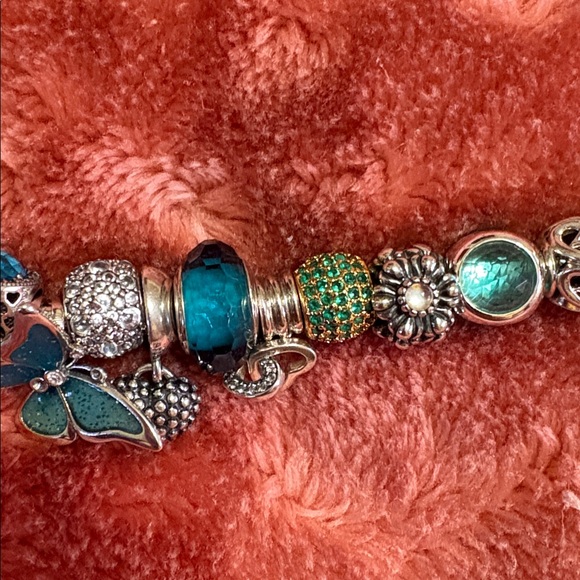 Pandora bracelet with turquoise and silver charms - Picture 5 of 8